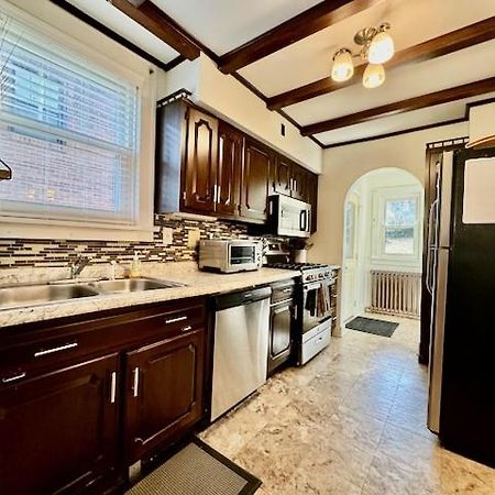 Spacious 3Br Home With Movie Theater Pittsburgh Exterior photo